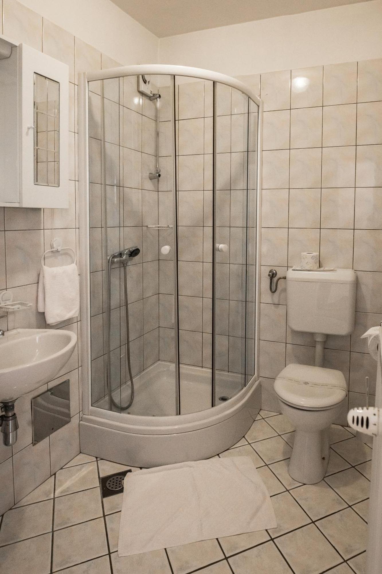 Hotel Carlstadt Karlovac Extérieur photo