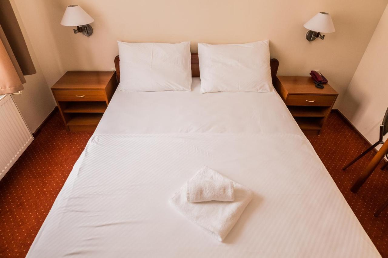 Hotel Carlstadt Karlovac Extérieur photo