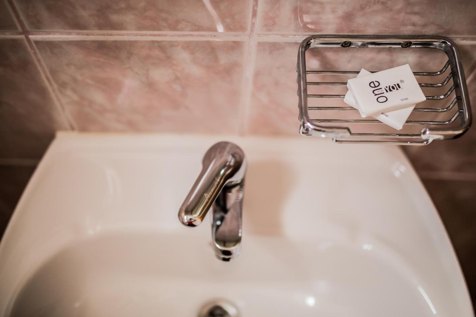 Hotel Carlstadt Karlovac Extérieur photo