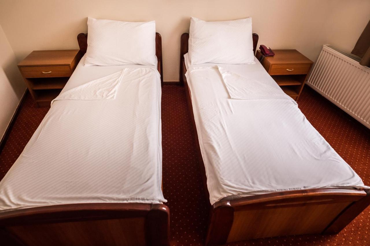 Hotel Carlstadt Karlovac Extérieur photo