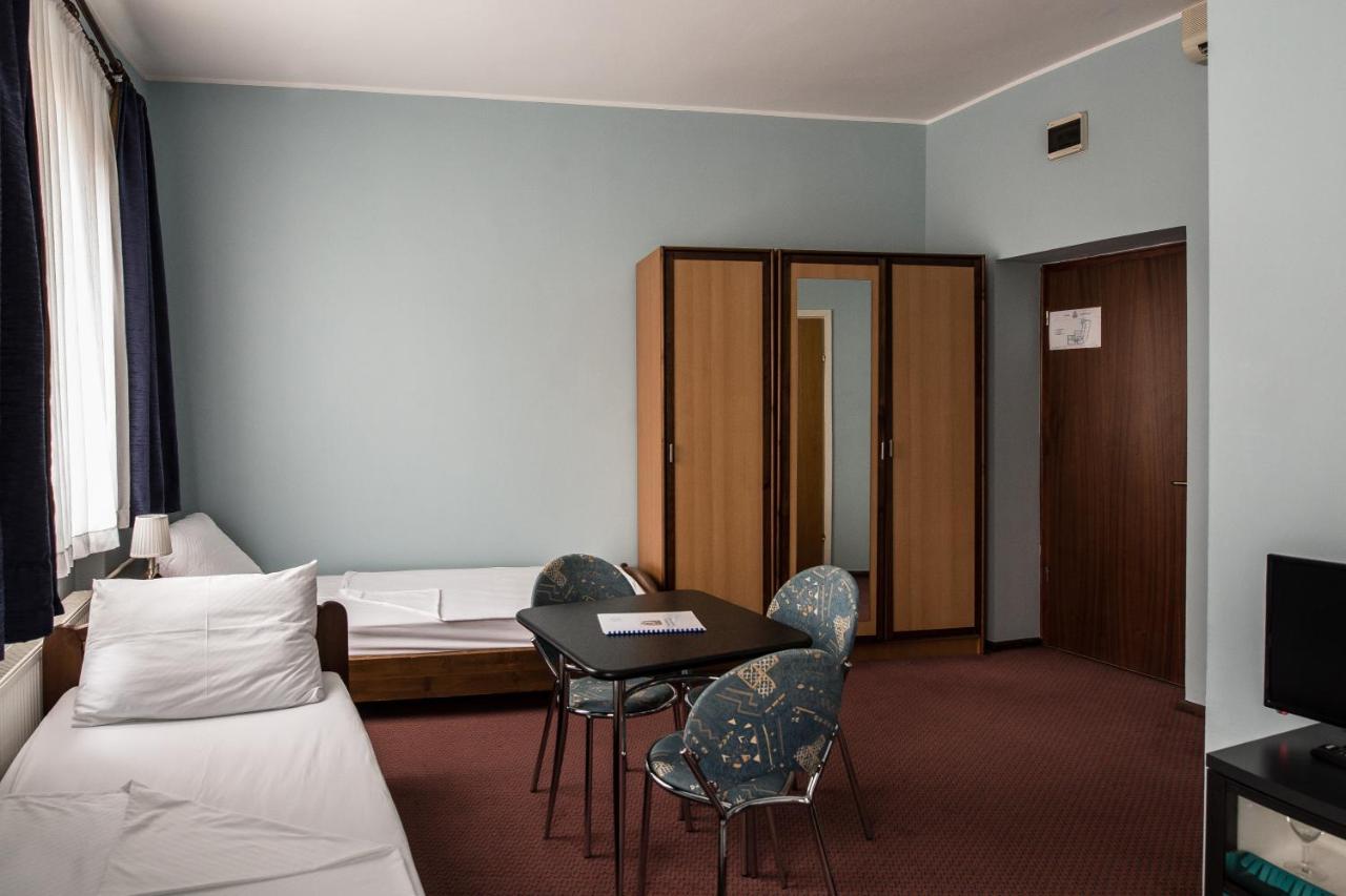 Hotel Carlstadt Karlovac Extérieur photo