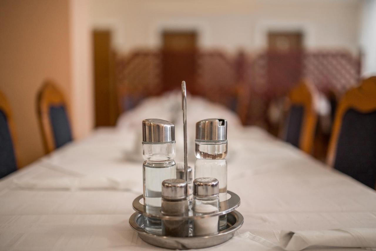Hotel Carlstadt Karlovac Extérieur photo