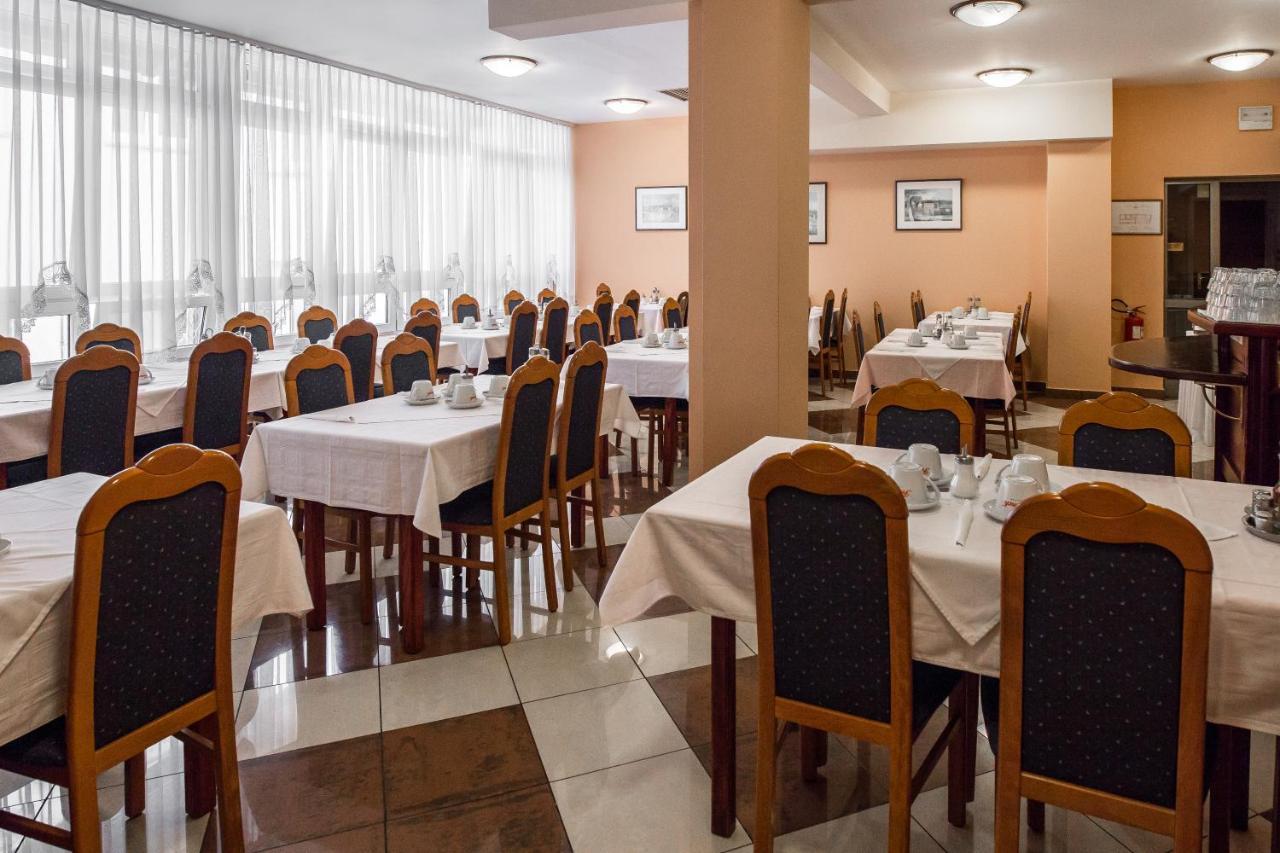 Hotel Carlstadt Karlovac Extérieur photo